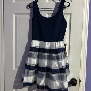 Size 7/8 juniors dress
